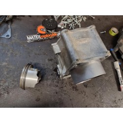 CYLINDER TŁOK KPL SUZUKI...