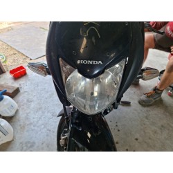 LAMPA PRZEDNIA REFLEKTOR...